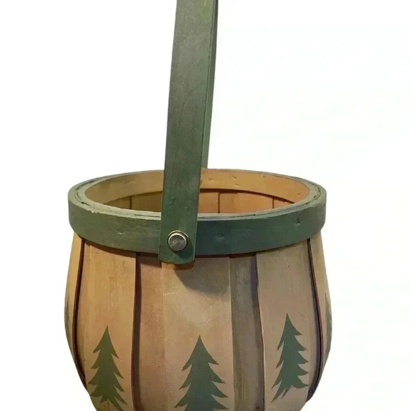 Christmas Tree Basket 6” tall - Picture 2 of 6